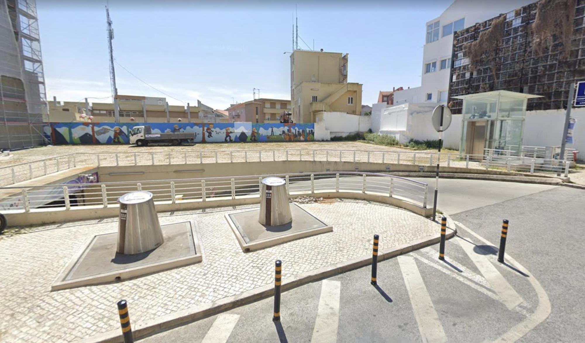Afonso Galo Guest Apartments II Almada Bagian luar foto